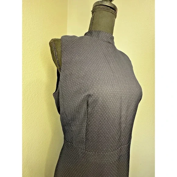Ann Taylor‎ Pleated Sleeveless Sheath Navy Blue Polka Dot Dress Size Unknown - Picture 2 of 7